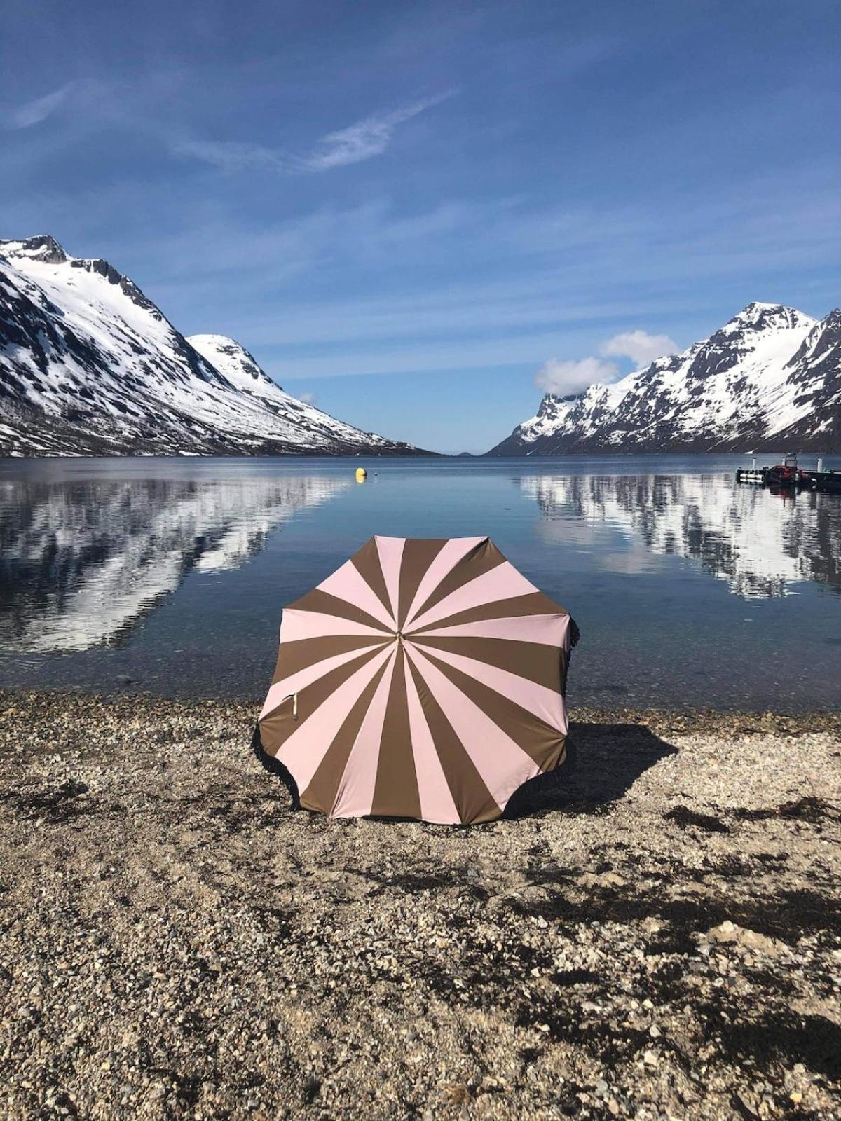 House Of Ellie Bed & Breakfast Ersfjordbotn ภายนอก รูปภาพ